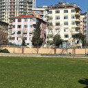 27 yıldır görenleri şaşırtan bina