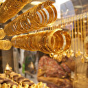 Altın haftaya düşüşle kapattı: Çeyrek altın 370 lira