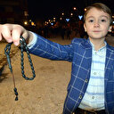 Erdoğan'ın küçük Muhammed'e hediye ettiği tespihe teklif yağıyor