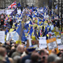 Brexit için referandum isteyenler sokakları doldurdu
