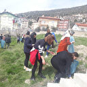 Üniversite öğrencilerinden örnek davranış