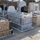 Malatya’da mezar taşları otomobil fiyatına satılıyor