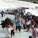 Pamukkale'yi 3 saatte 15 bin kişi ziyaret etti