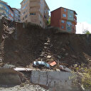Kağıthane'de boşaltılan 4 katlı bina çöktü