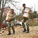 Mehmetçik ihtiyaç sahiplerine koştu