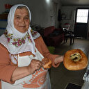 Ege'nin ramazan hediyesi dolmalık ekmek, raflarda yerini aldı