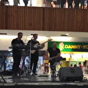 AVM’yi su bastı müzisyenler Titanik filminin müziğini çaldı