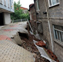 İstinat duvarı çöktü: 7 bina boşaltıldı