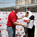 Türk Kızılaydan Yemen'deki iç göçmenlere gıda kolisi