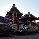 Malezya'nın en eski camilerinden Kampung Hulu mimarisiyle dikkati çekiyor