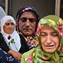 PKK gözü yaşlı anaları tehdit etti: Oğlunu unutacaksın