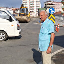 Rizeli muhtardan örnek davranış: Çocuklar için trafik polis gibi çalışıyor