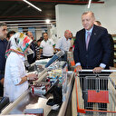 Cumhurbaşkanı Erdoğan, Tarım Kredi Kooperatifi satış mağazasından alışveriş yaptı