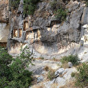 Saklı hazine Adamkayalar definecilerin talanına uğruyor