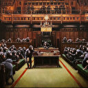 Dünyaca ünlü sokak sanatçısı Banksy'nin 'şempanzeli parlamento' tablosu rekor fiyata satıldı