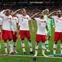 Milli futbolcuların asker selamı Avrupa'yı rahatsız etti: "Soruşturma tamamen politik"