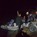 Sakarya Nehri'ne düşen 2 kişiden biri kayboldu diğeri hastaneye kaldırıldı