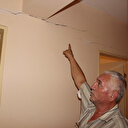 Yağış ve depremlerden sonra Acarlar’da 10 yıllık evler çökmeye başladı