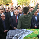 Nuri Pakdil'in cenaze töreninde şiir okuyan genç hem ağladı hem ağlattı