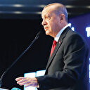 Sınırı cetvelle çizilen ayakta kalamaz