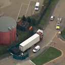 İngiltere'de bir TIR'ın içerisinde 39 ceset bulundu