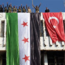 Terörden tamamen temizlenen Resulayn'da Milli Suriye Ordusu ve Türk bayrağı açıldı