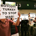 Terör örgütü PYD yandaşları Avrupa'da terör estiriyor, Türk vatandaşlarını mağdur ediyor