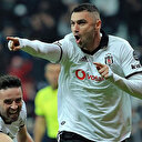 Beşiktaş'ta Burak Yılmaz Antalyaspor maçı kadrosunda yer aldı