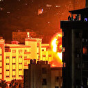 İsrail savaş uçaklarıyla Gazze'ye saldırdı