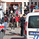 Sivas’ta 5 öğrenci zehirlenme şüphesiyle hastaneye kaldırıldı: Yedikleri tavuk dönerden numune alındı