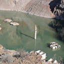 Baraj altında kalan köy su seviyesi düşünce yeniden ortaya çıktı: Yöre halkının ilgi odağı oldu