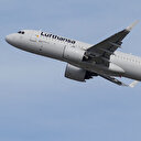 Almanya'da havada kaos: Lufthansa, grev nedeniyle bin 300 uçuşunu iptal etti