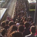 Altunizade metrobüs durağı çilesi devam ediyor