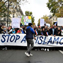 Paris'te on binlerce insan İslamofobi karşıtı protesto düzenledi