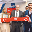 Evde ağlamayın buraya gelin