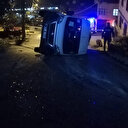 Eyüpsultan'da okul servisi devrildi: 7 öğrenci yaralandı