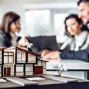 Bankadan çıkan ev almaya gitti