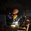 Kontrolden çıkıp demir çitlere çarptı: Motosikletin sürücüsü olay yerinde hayatını kaybetti