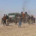 YPG/PKK yandaşları Rus askeri aracına molotofkokteyli ile saldırdı