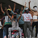 Irak'taki hükümet karşıtı gösteriler devam ediyor: Protestocular hükümet binasını ateşe verdi