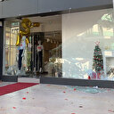 "Şahane Cuma" İzdihamı: Maltepe'de mağazanın camları kırıldı, 3 yaralı