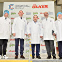 Bakan Varank Avrupa'nın en büyük özel markalı sakız üreticisi CCC'yi ziyaret etti