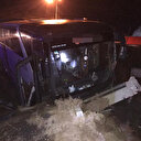 Bursasporlu taraftarları taşıyan otobüs kaza yaptı: 19 yaralı