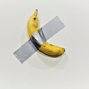 "Duvara bantlanmış muz" 120 bin dolara satıldı: Çürürse yenisiyle değiştirilecek