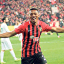 Devlerin peşinde koştuğu Sekidika artık serbest