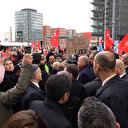 Cumhurbaşkanı Erdoğan'ı Berlin'de Türk vatandaşlar karşıladı