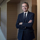 Dünyanın en zengini değişti: Jeff Bezos’u geçerek ilk sıraya yerleşti