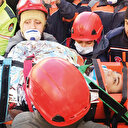 Önce o teyzeyi kurtarın