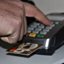 Noterde elden para verme mecburiyeti sona erdi