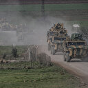 İdlib'e yeni sevkiyat: Komando, mühimmat ve askeri araç gönderildi